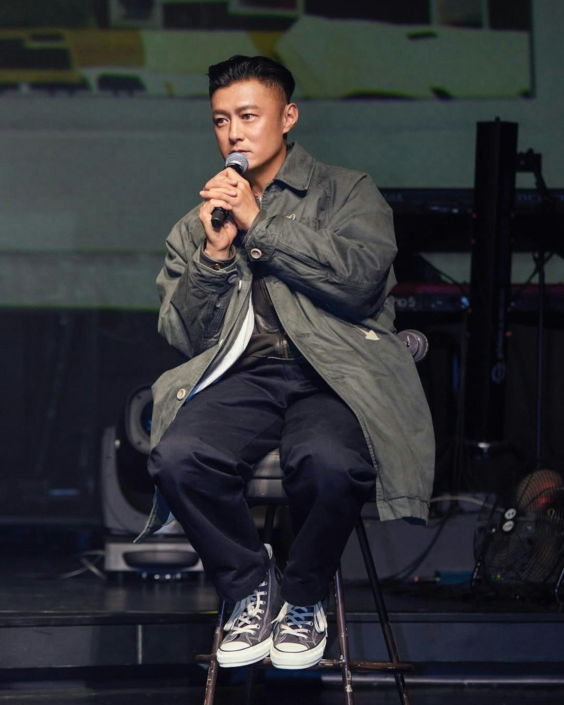 【娛樂新聞】余文樂離婚3個月後密會前妻王棠云 經紀公司低調回應.現年44歲嘅余文