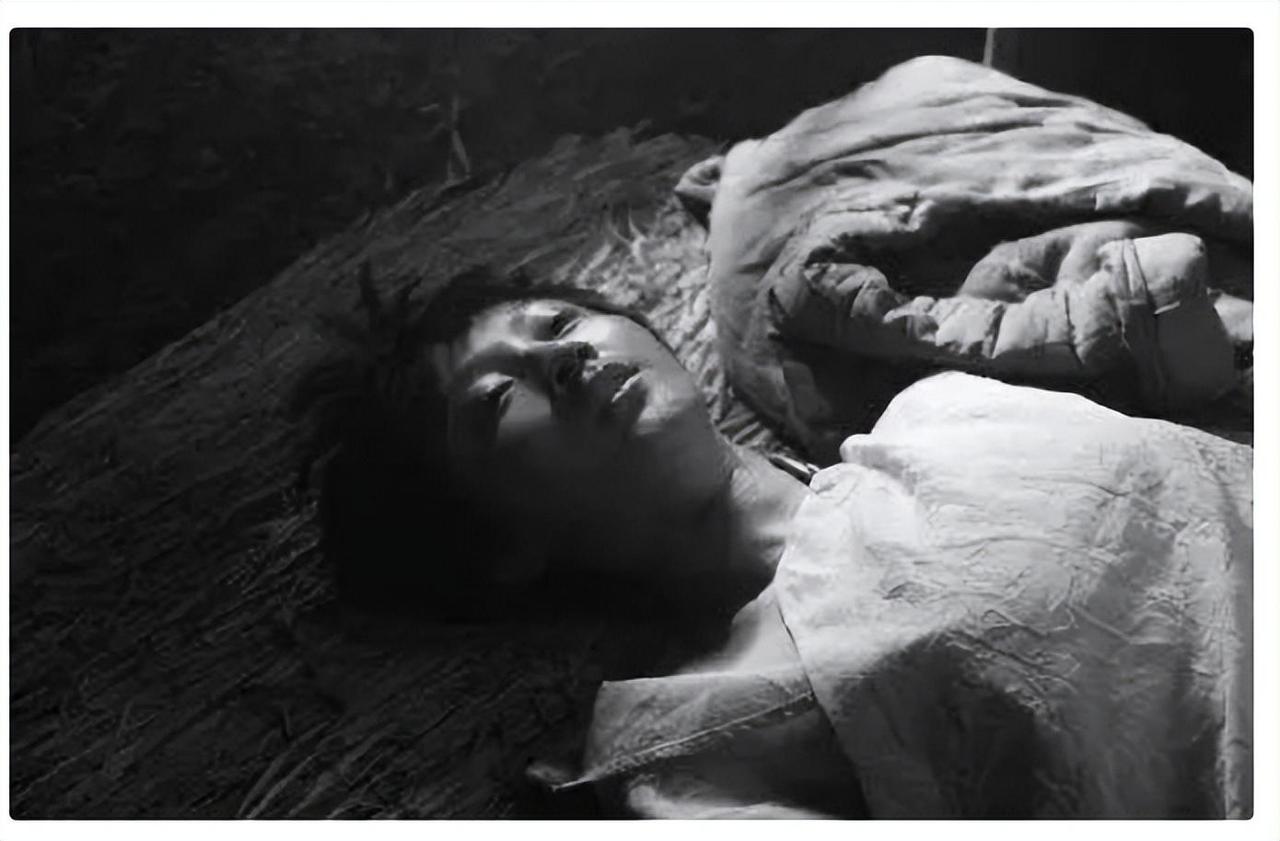 1945年，日军占领富国煤矿后，时常跑到村民家里去，糟蹋无辜妇女。有一次，一个小