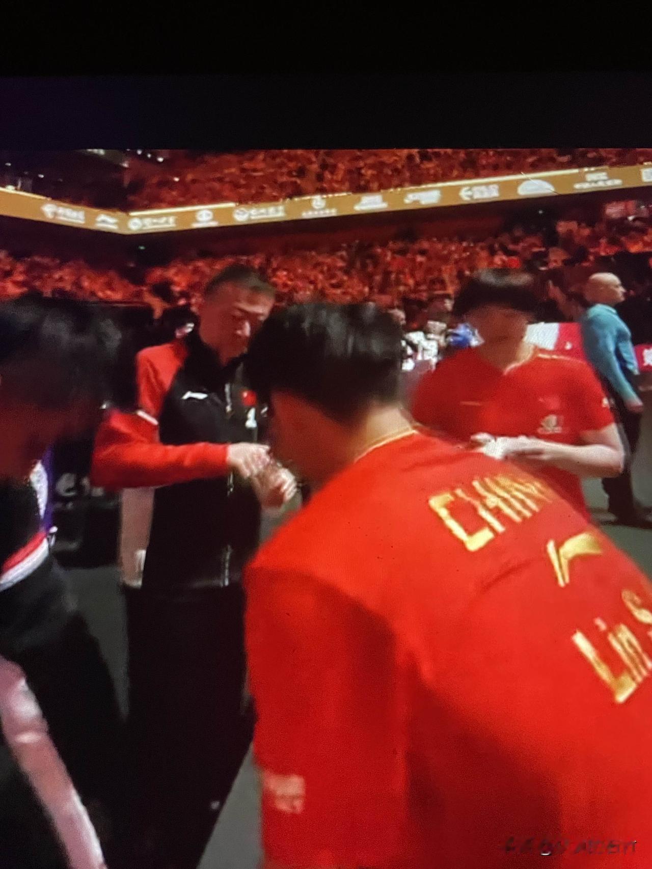 林诗栋/蒯曼3:0博格斯/维加
成都混合团体世界杯小组赛
中国队对阵智利队
第一