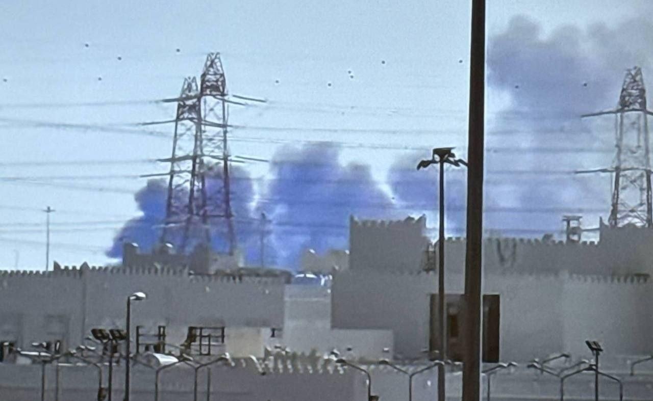 卡塔尔乌代德空军基地遭受伊朗导弹袭击后的场景。以色列宣布袭击伊朗何天恩