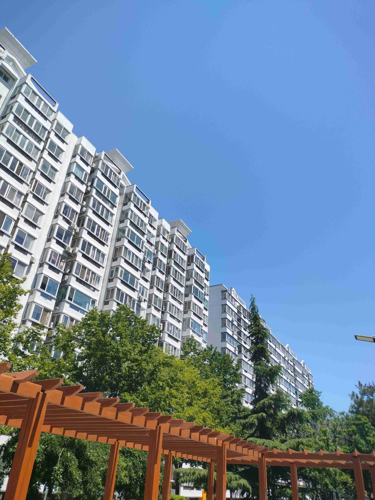 我的今日状态：😎自信酷炫
我这里的天气：☀️晴天