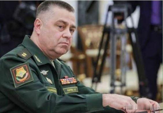 俄罗斯总统普京于11月8日任命南部军区司令亚历山大·桑奇克上将为国防部主管后勤的