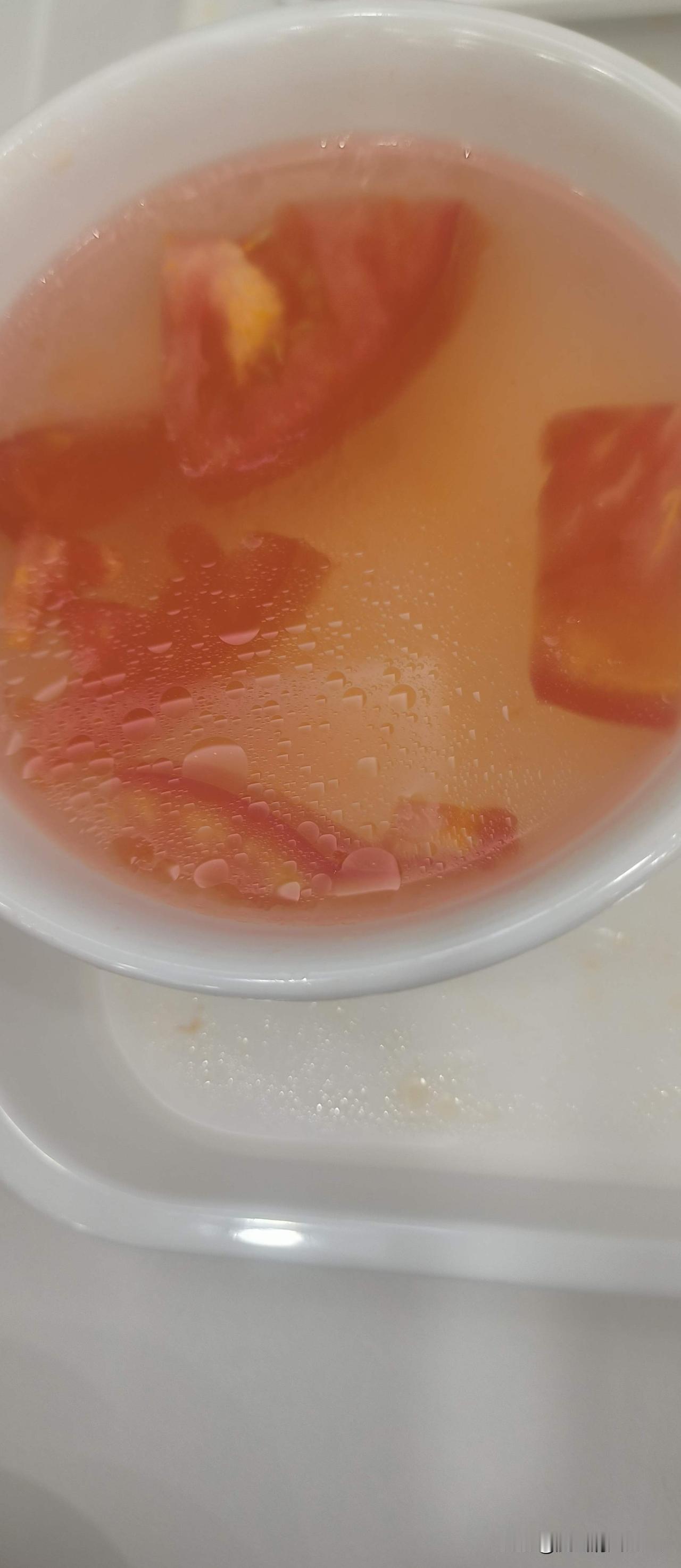晒图笔记大赛清汤寡水第几名只有盐和西红柿，鸡蛋没有油也没有。口味清淡。