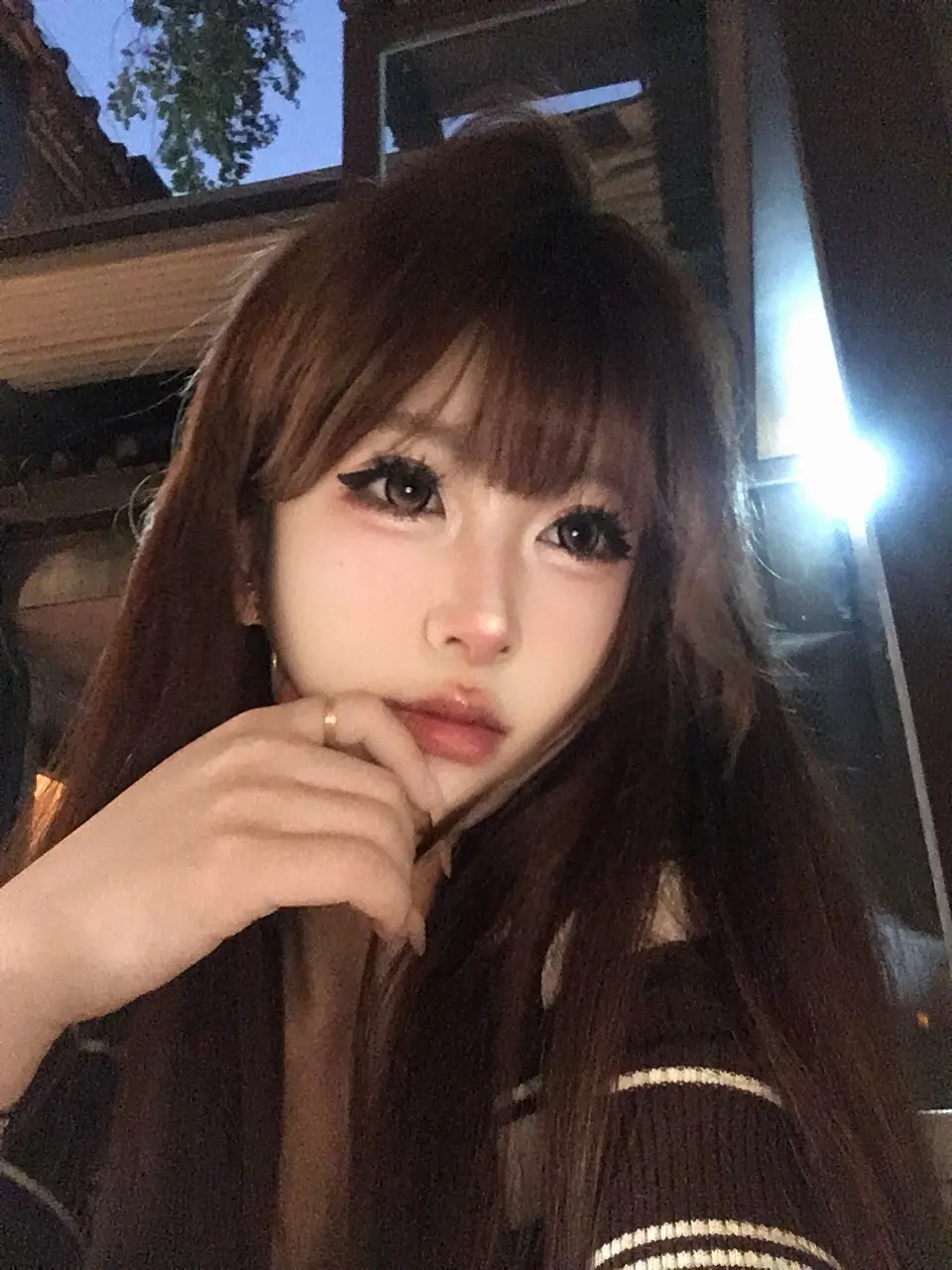 你的行为伤了我 我的话伤了你 但是没关系 我们不会再见面了