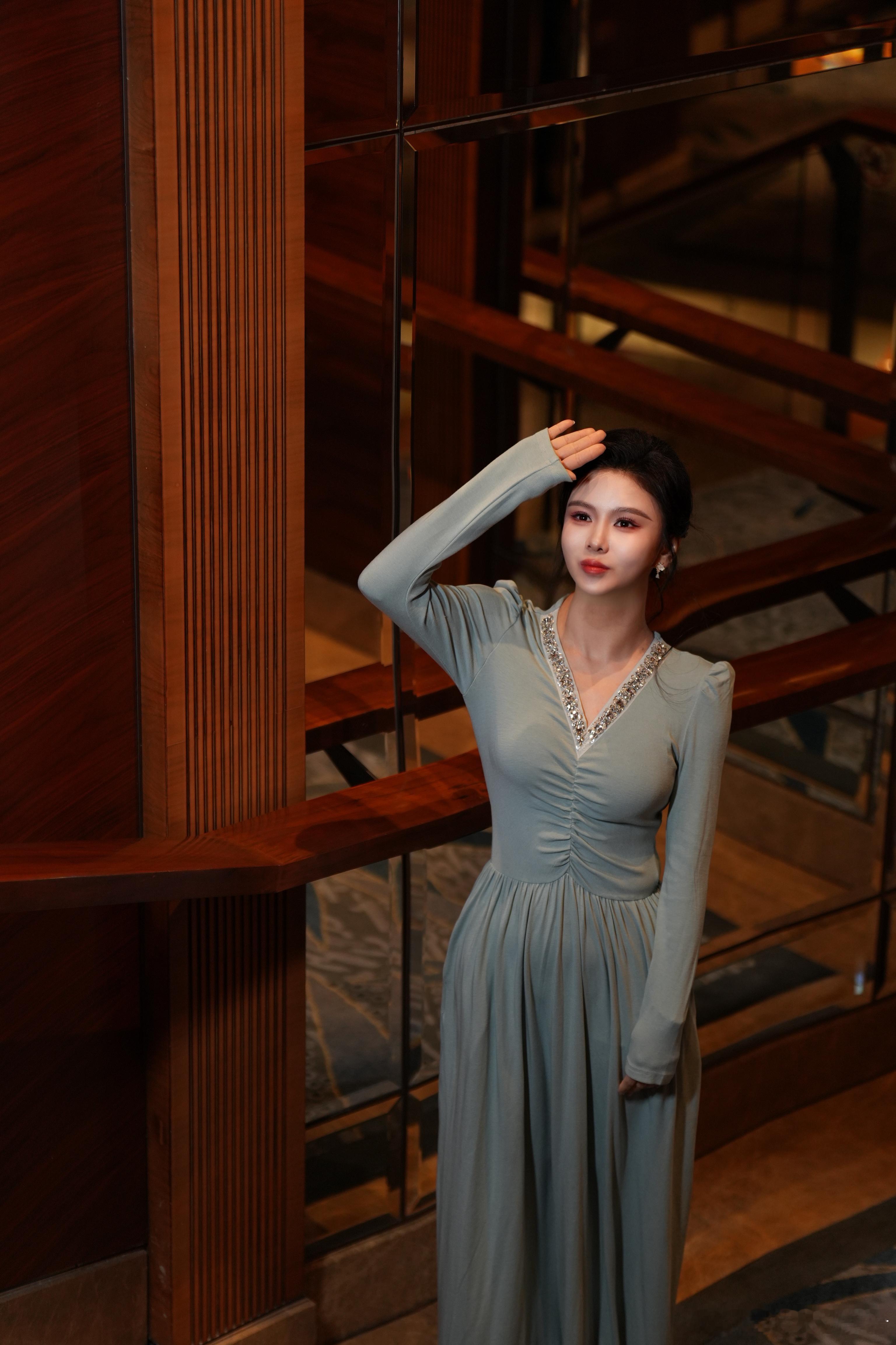 知人者智，自知者明。胜人者有力，自胜者强。知足者富。强行者有志——周末好！周末很