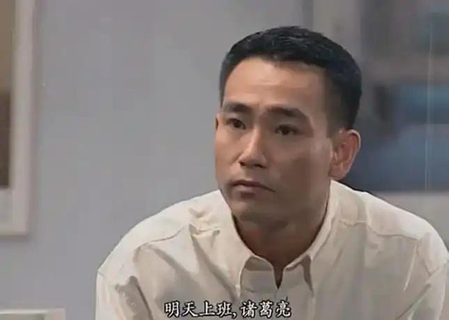 恒科今年的气质特别拉胯，和去年相比判若两人……我相信它以后会赚很多钱，只是等待是