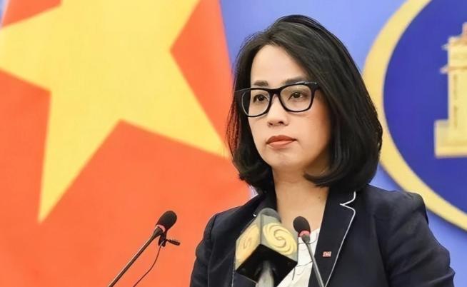 越南外交部发言人范秋姮重申：越南拥有充分的历史证据和法律依据，可以依据国际法主张