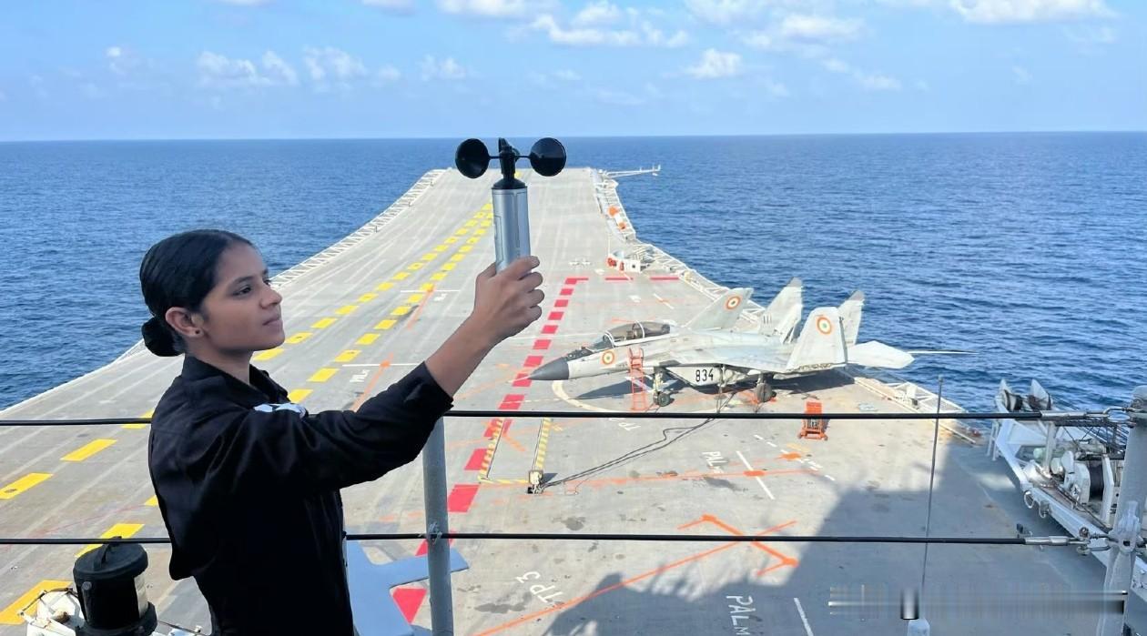 三哥还是很有雄心壮志的，但如果对阵歼35，不知情况如何——印度海军“维克拉玛蒂亚