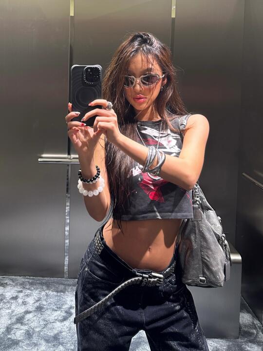 大学不是最美但最会穿的那个fashion girl