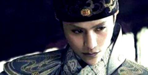 1407年，明成祖朱棣广发选美诏书，待天下佳丽齐聚京师，锦衣卫指挥使纪纲竟抢先截