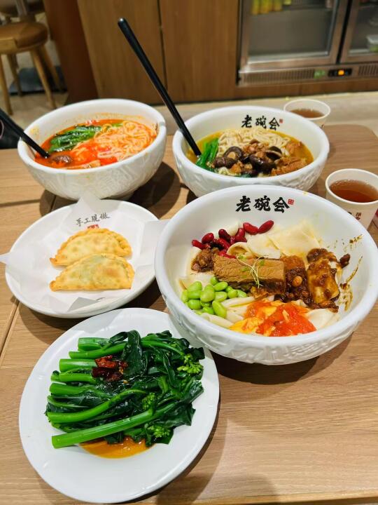 这碗非遗陕西手工面🍜，一口穿越回长安！