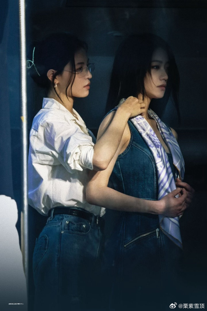 钟楚曦向涵之这有一条通天路 《爱情慢慢》钟楚曦、向涵之同框氛围感杀疯了，我不允许