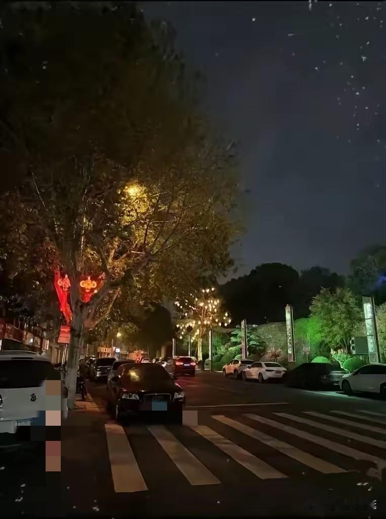 提前通知一下，大家好有个心理准备，今天7月31日就正式进入中伏第七天了，而且今年