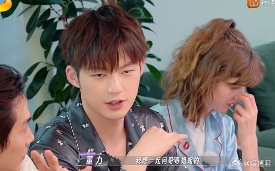 戚薇要做孩子的旁观者妻子的浪漫旅行戚薇李承铉的教育理念真的好赞！在《妻子的浪漫旅