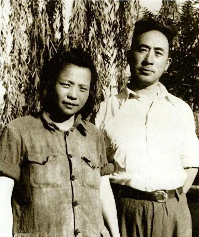 薄一波刚到129师为何直接成为陈赓上级，将领众多的情况下他靠什么获得如此高的职位