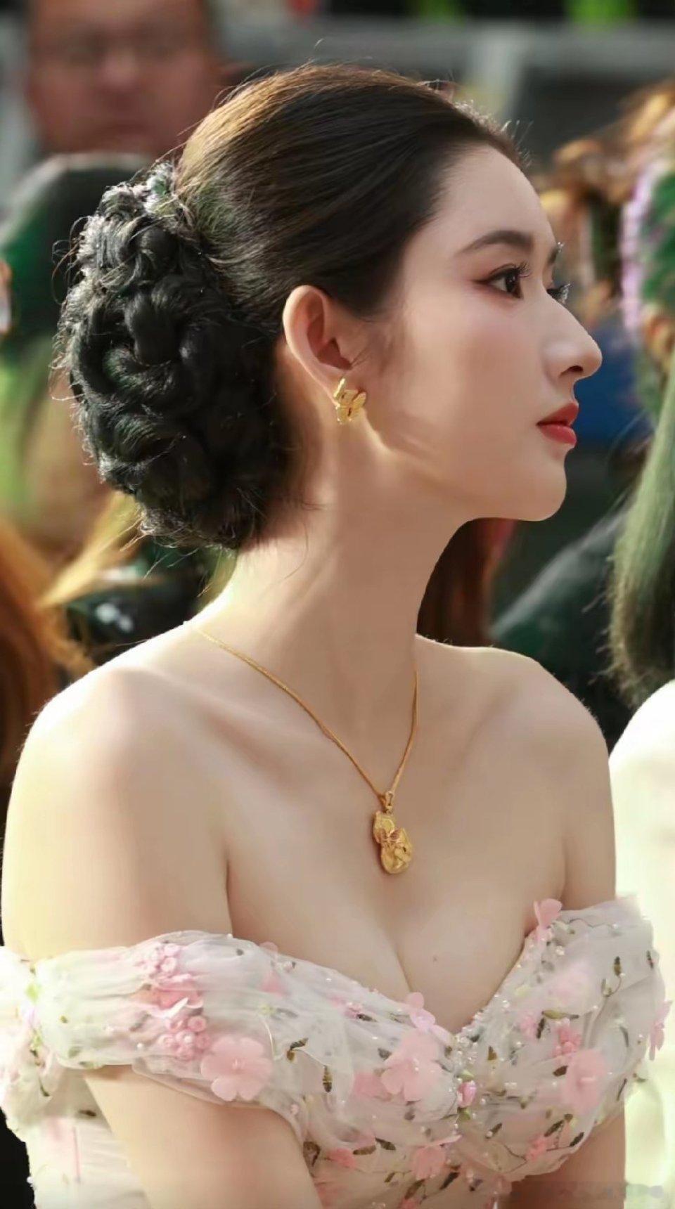 王玉雯才是真正的小刘亦菲吧 