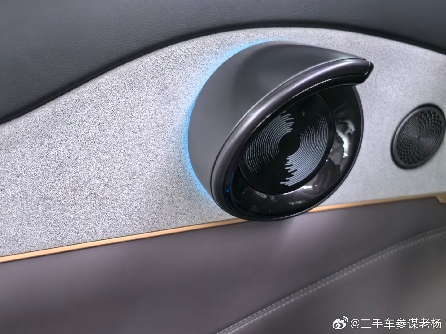 二手车参谋老杨 胡言乱语有没有一种感觉，现在的新能源竞争就和当年的智能手机的厮杀