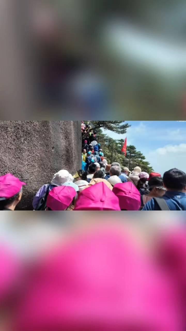 想笑不会笑。