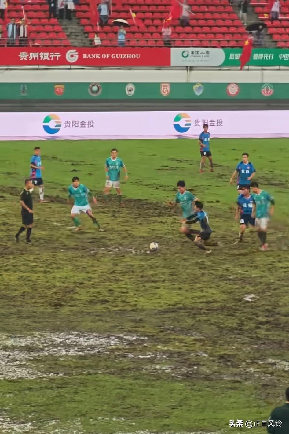 每一脚传球都出人意料，牛：你们把田耕完了，那我去干什么?乖乖这么好的足球场不插秧