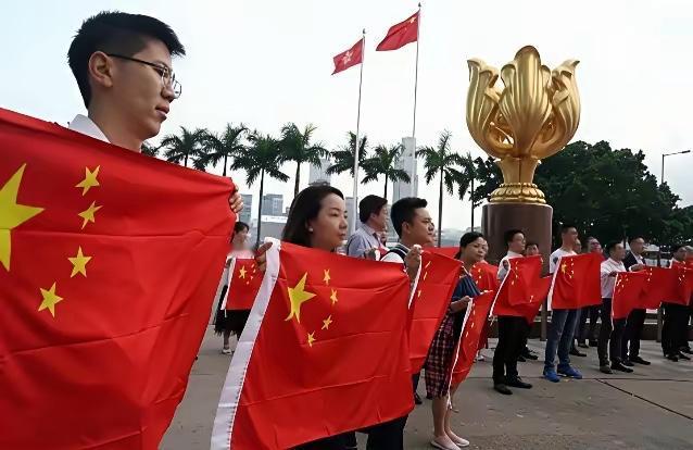 中日之间的关系闹掰了，为什么到现在没有人找日本企业的麻烦呢！我个人觉得有这么以下