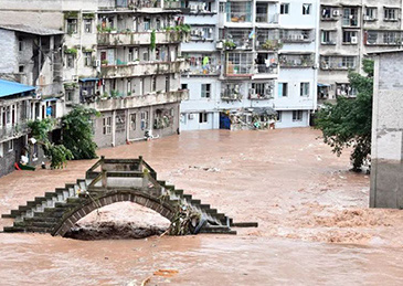 #重庆强降雨致13万余人受灾#【#重庆强降雨已致15人死亡4人失踪#】记者从重庆
