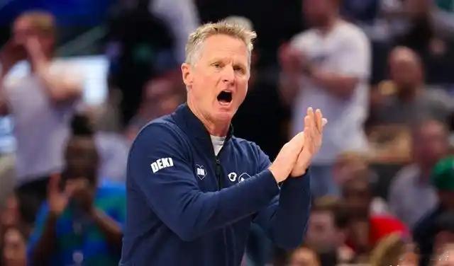 火勇大战是一场防守对话，目前勇士投进了更多的三分球。原本对于库里的防守非常值得夸