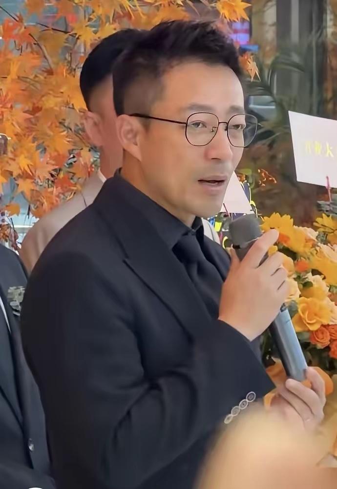 麻六记在厦门开新店了，开了很多门店，不搞加盟，自己家的企业，自己管理，真的是太优
