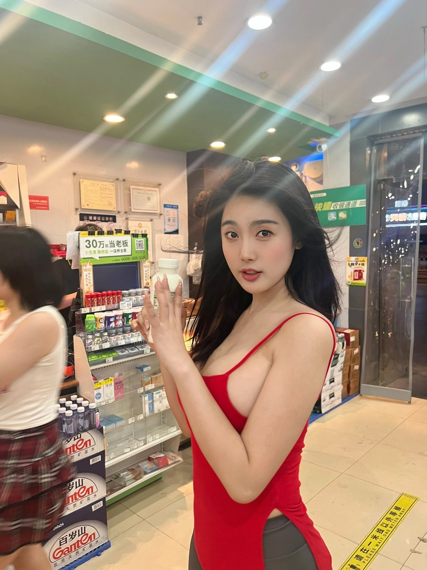 如果你也恰巧路过，能不能顺便来个一针见血 ​​​