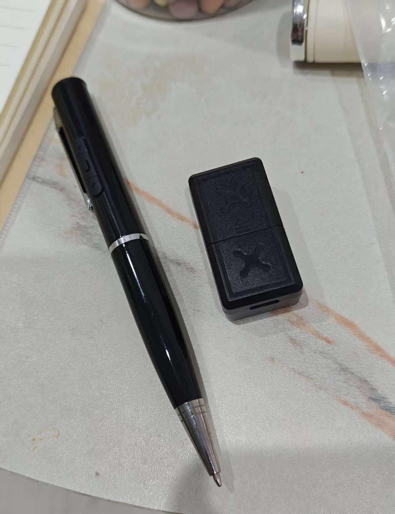 长得最普通！却是最狠的数码黑科技🔥
千万别被它外表骗了！
这一支笔＝高清录音+
