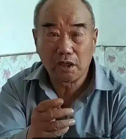 辽宁老两口借7万送女儿去德国留学，21年未见，临死才知她已成为德国教授，他们哀求