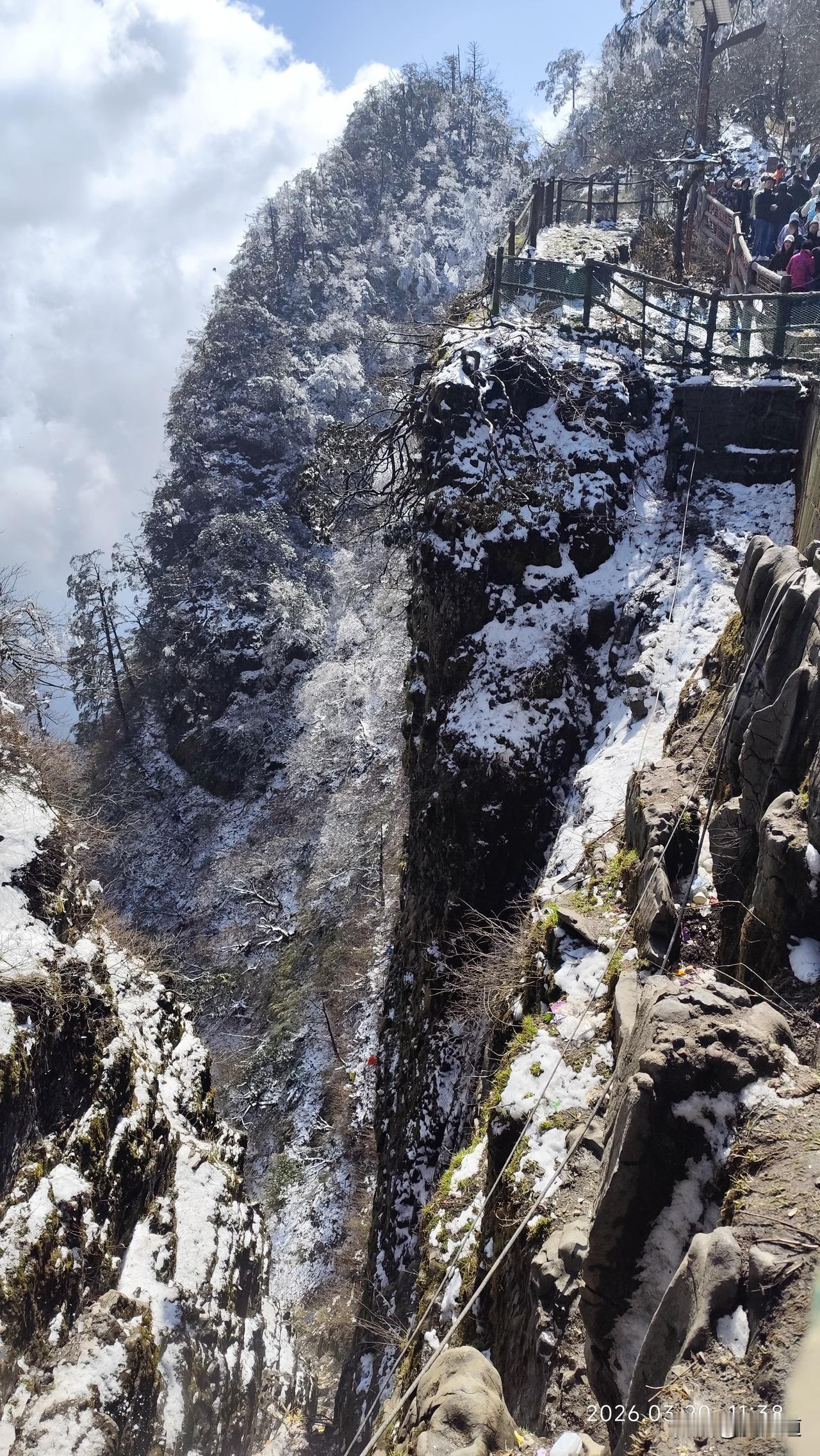 有没有好看的风景图片分享四川峨眉山雪景风光