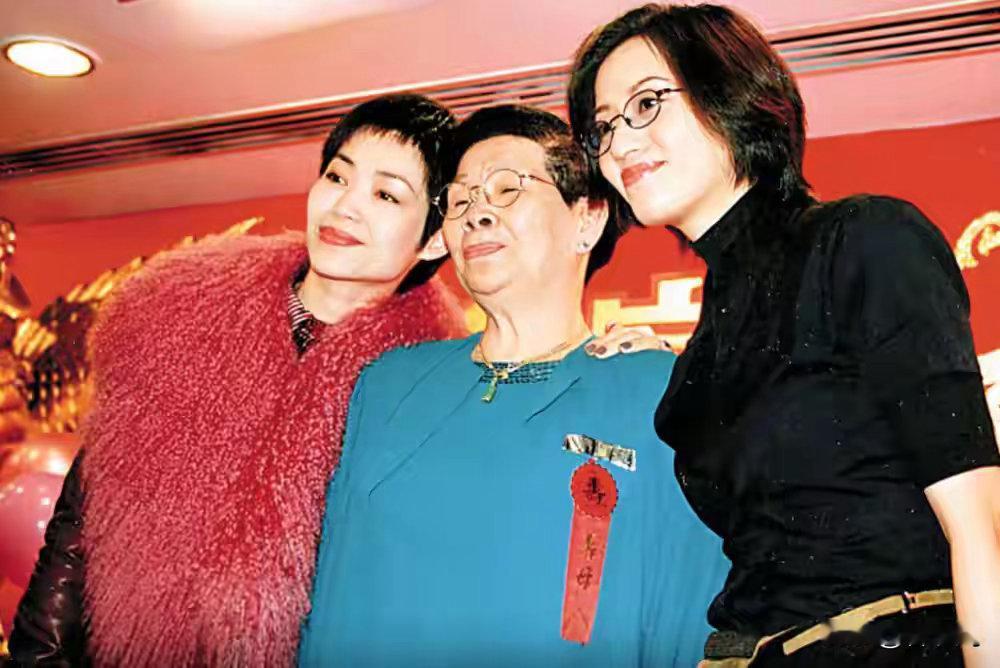梅艳芳母亲离世！全网骂了二十年的恶母，熬死3个子女自己活百岁！ ​​​