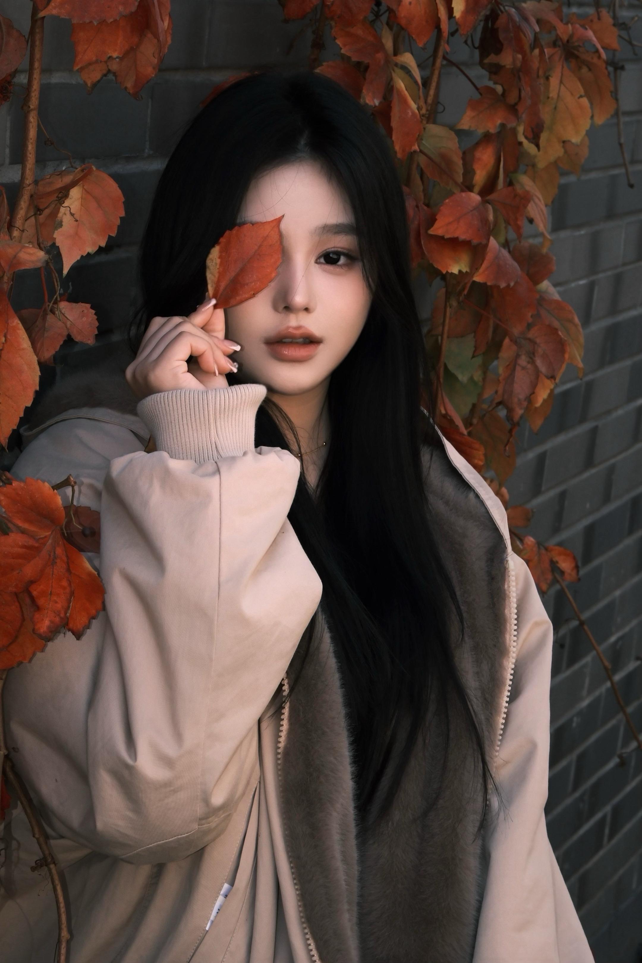 秋天的空气像夹心饼干。