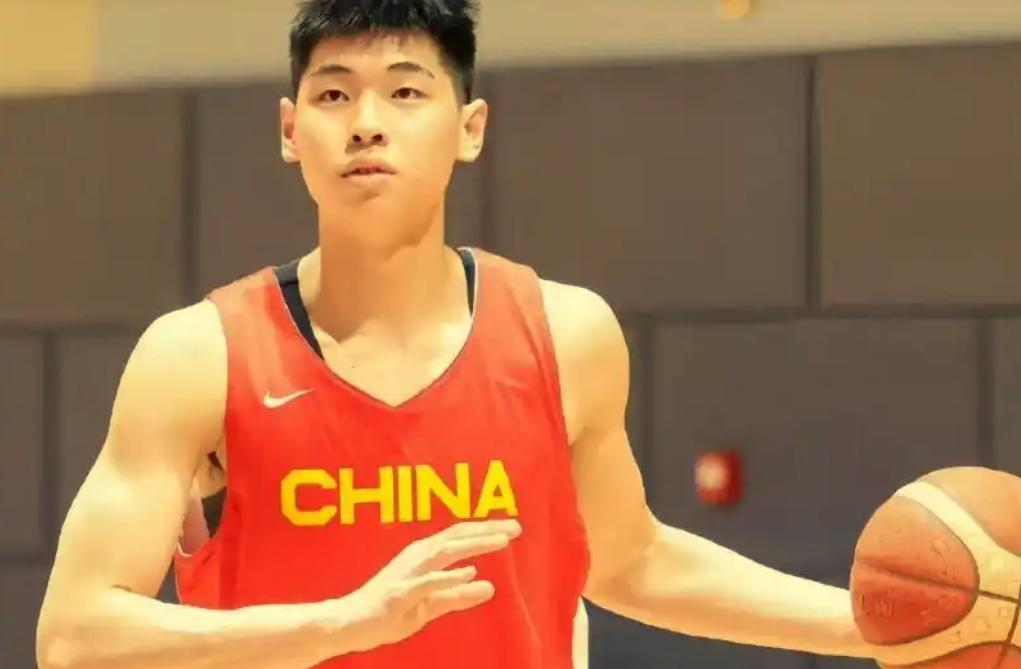 男篮世预赛名单解析，郭士强执拗不变，问题一个没改涛声依旧
你说你的我做我的，不管