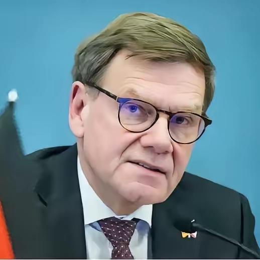 德外长：这不是德国的错，我们是真心援助乌克兰，但库存真的没有了
 
2月17日，