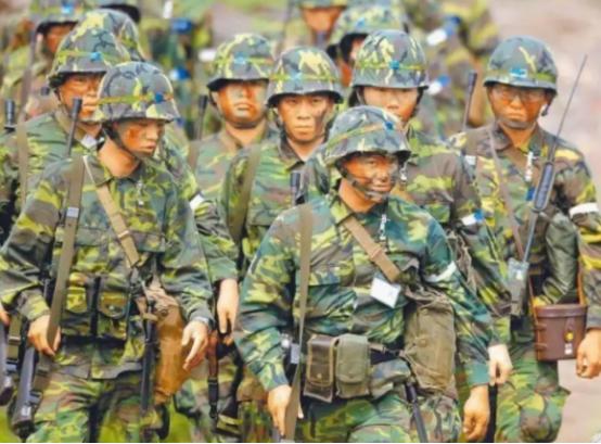 台军将士将面临的尴尬: 若你抵抗人民解放军收复台湾， 被打死了你算谁家的烈士？ 