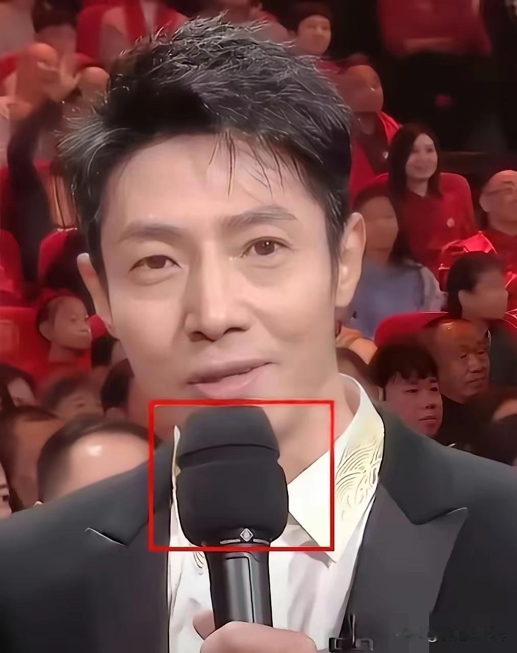 以前的劳模都是采煤工、掏粪工、纺织女工，现在都是演员、企业家、明星、如果把他们的