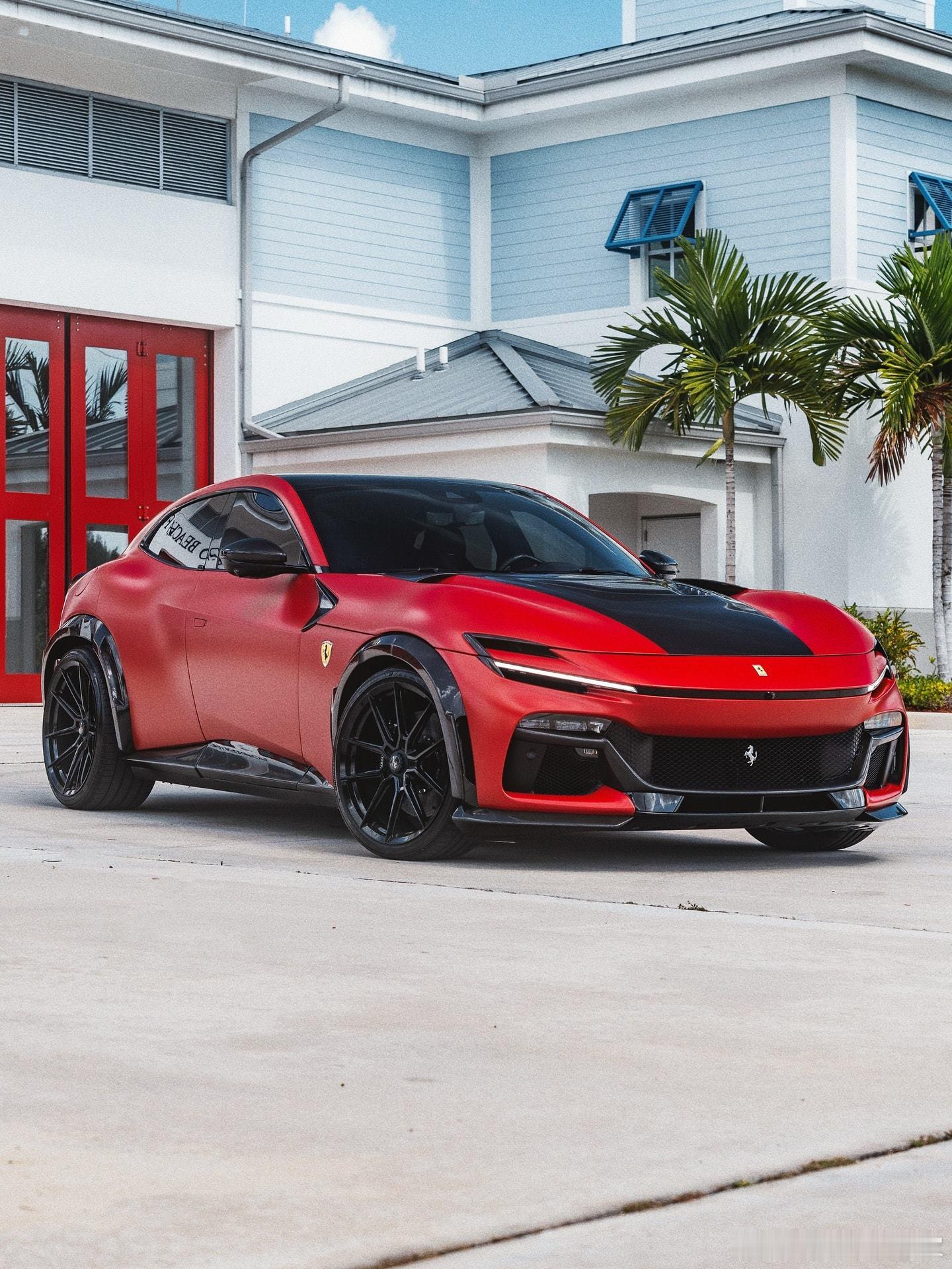 包括碳纤维宽体、排气、Vossen NF10锻造轮毂等等，一整套Novitec的