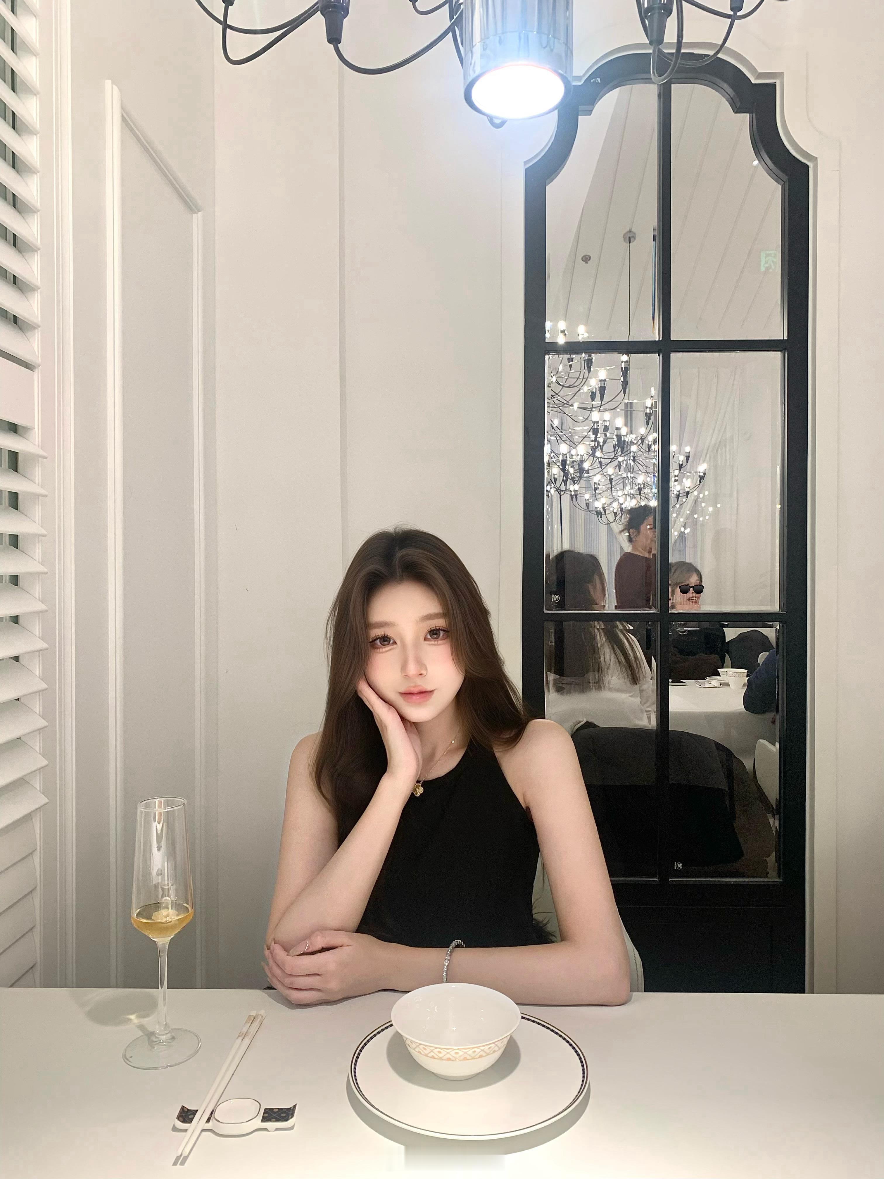 很少穿的黑色🖤 