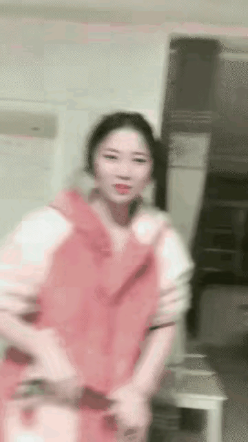 没有舞蹈的底子，就不要乱跳舞！