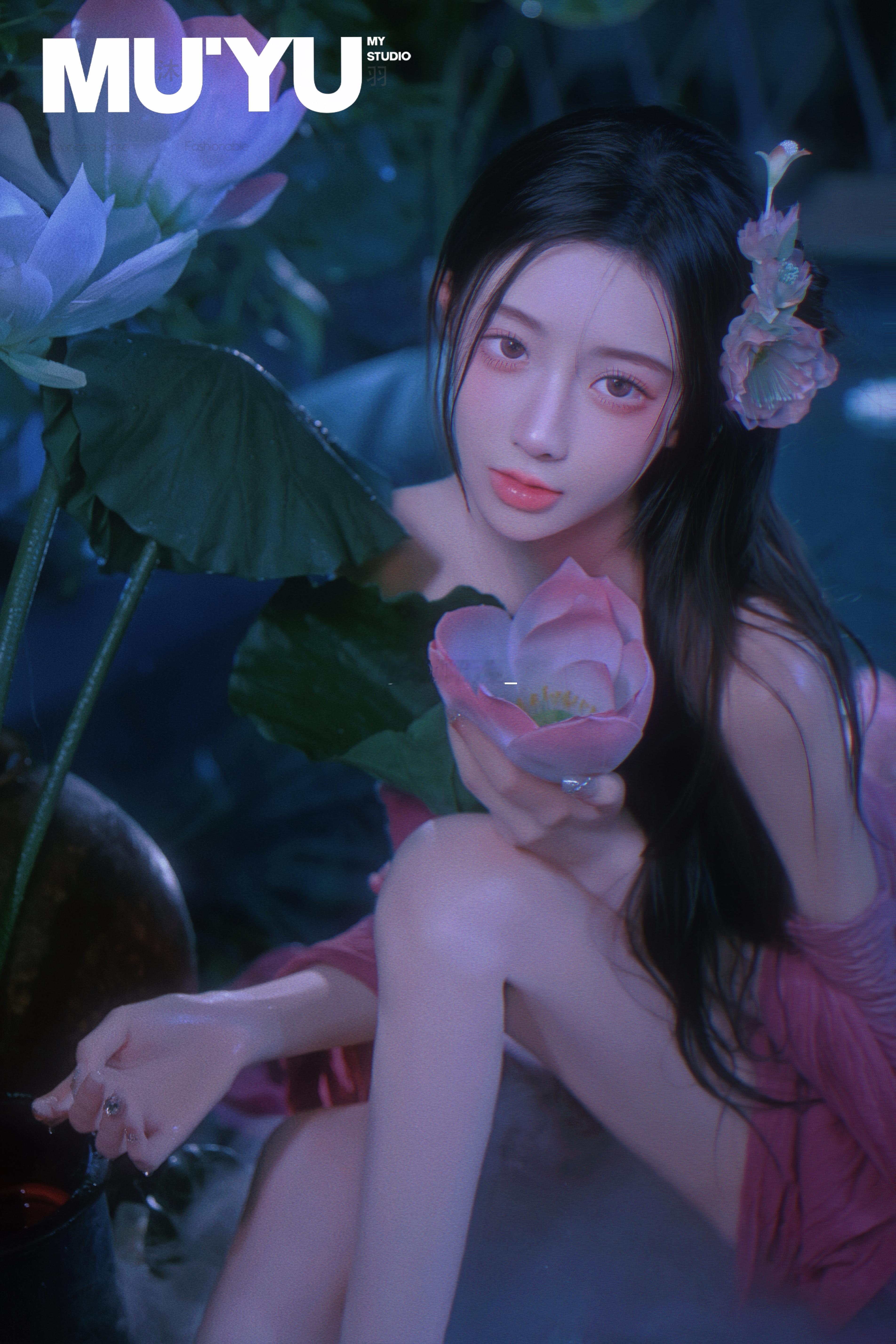 夜荷 ​​​