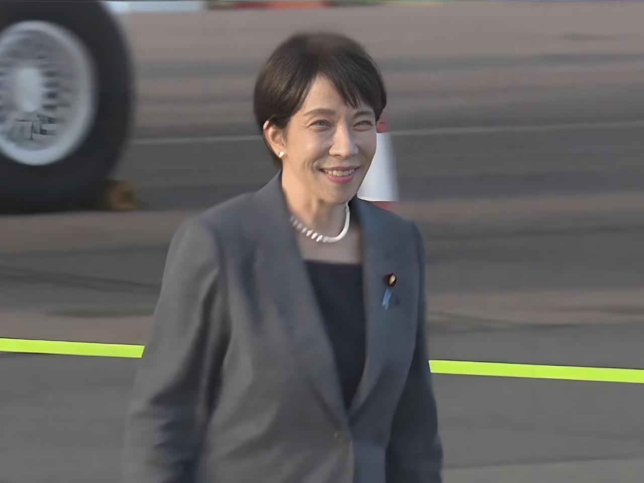 硬是要来！时隔8年“日商”强访中国，高市欧洲堆笑，日伞兵出动！
最近日本的操作越