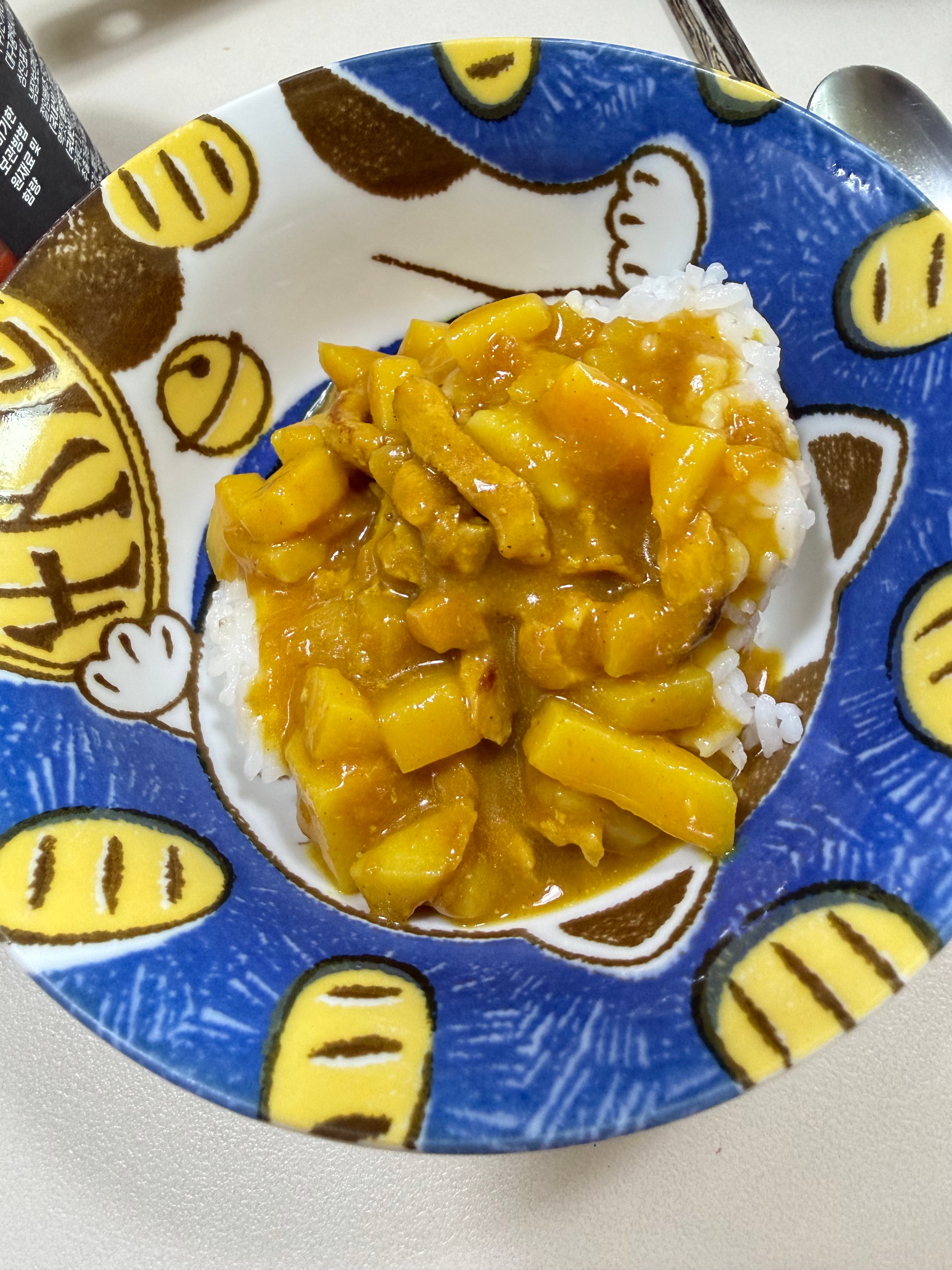 一到周末李博就要嚯嚯厨房关键是每次都是一样的menu