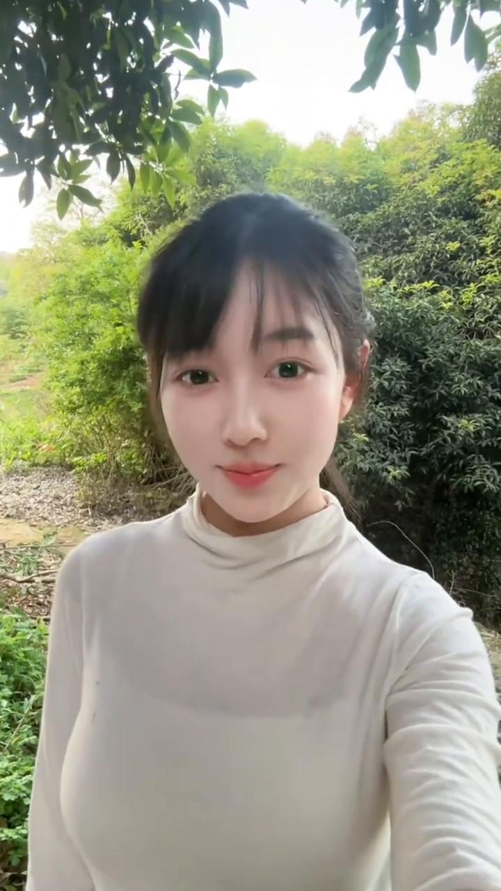 男人的一生。
情窦初开的时候父母不同意，情窦再开的时候老婆不同意，情窦乱开的时候