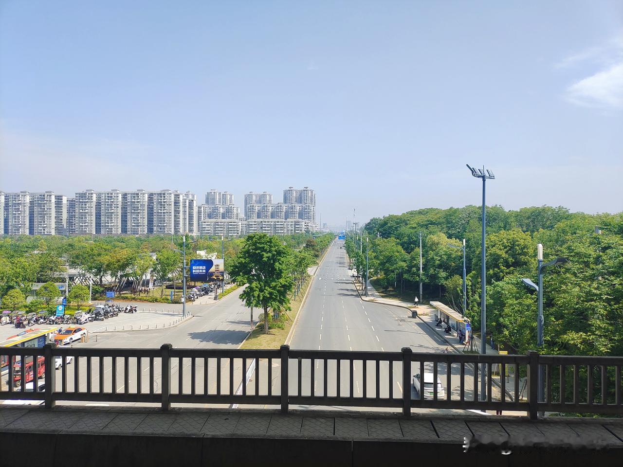 去黄冈西或是鄂州，从葛店南站上车，省钱！！！以武汉到黄冈西为例，高铁票价是22元