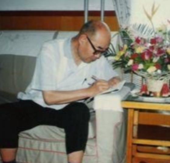1975年，开国少将王扶之接到中央军委的调令，从总参谋部作战部部长的位置上，平级