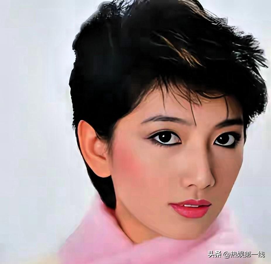 【46岁刘玉璞离世太凄凉！最美赵敏的一生，竟满是人间疾苦】
谁能想到84版《倚天