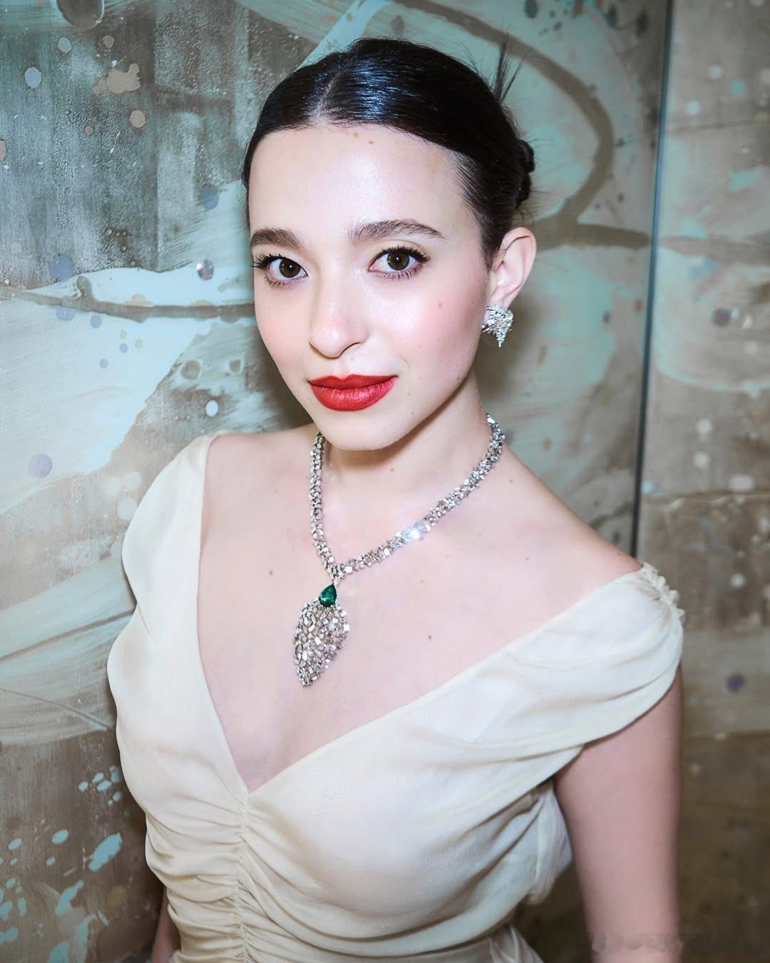 米奇·麦迪森出席Tiffany东京银座店的开业活动的照片 ​​​