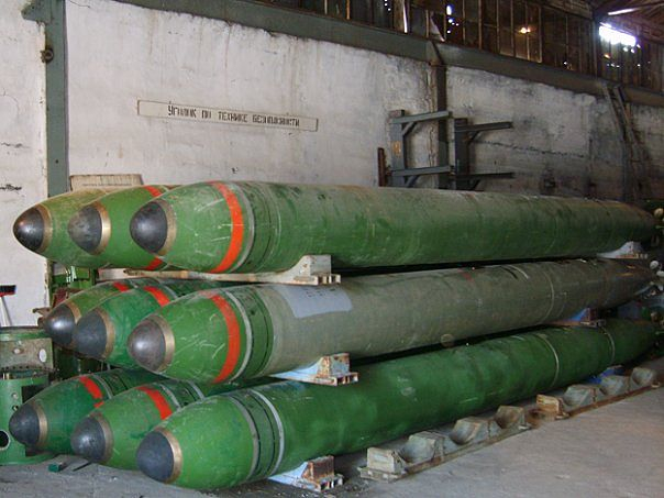烽火问鼎计划每天认识一件兵器 俄罗斯海军仓库中的533毫米重型电动鱼雷（图片于2