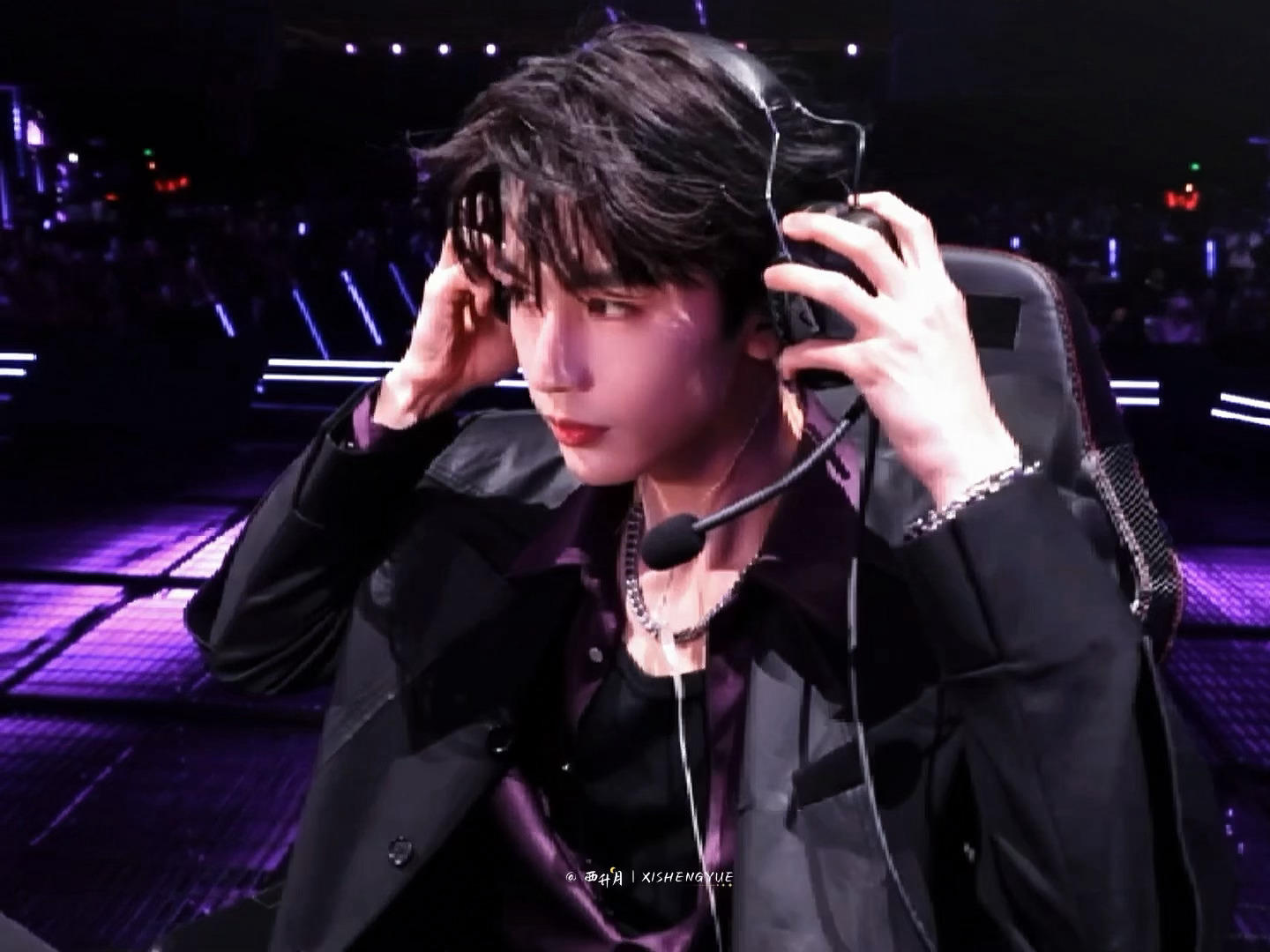 答应我以后像张凌赫这么帅的才能演电竞文男主好吗🤲🏻本子来 张凌赫 电竞男主